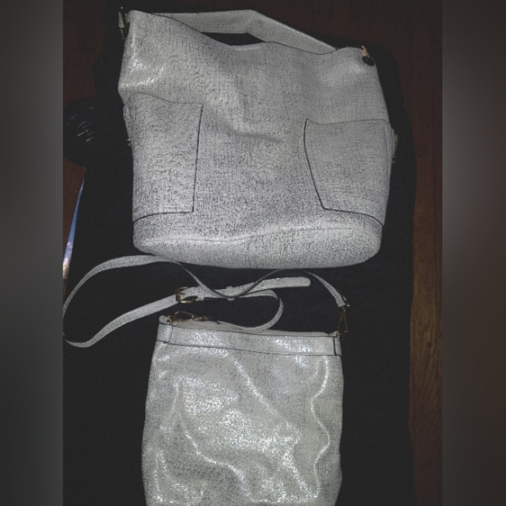 Large bucket bag